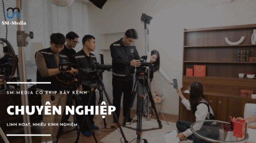 Ekip xây kênh Tiktok của SM-Media.