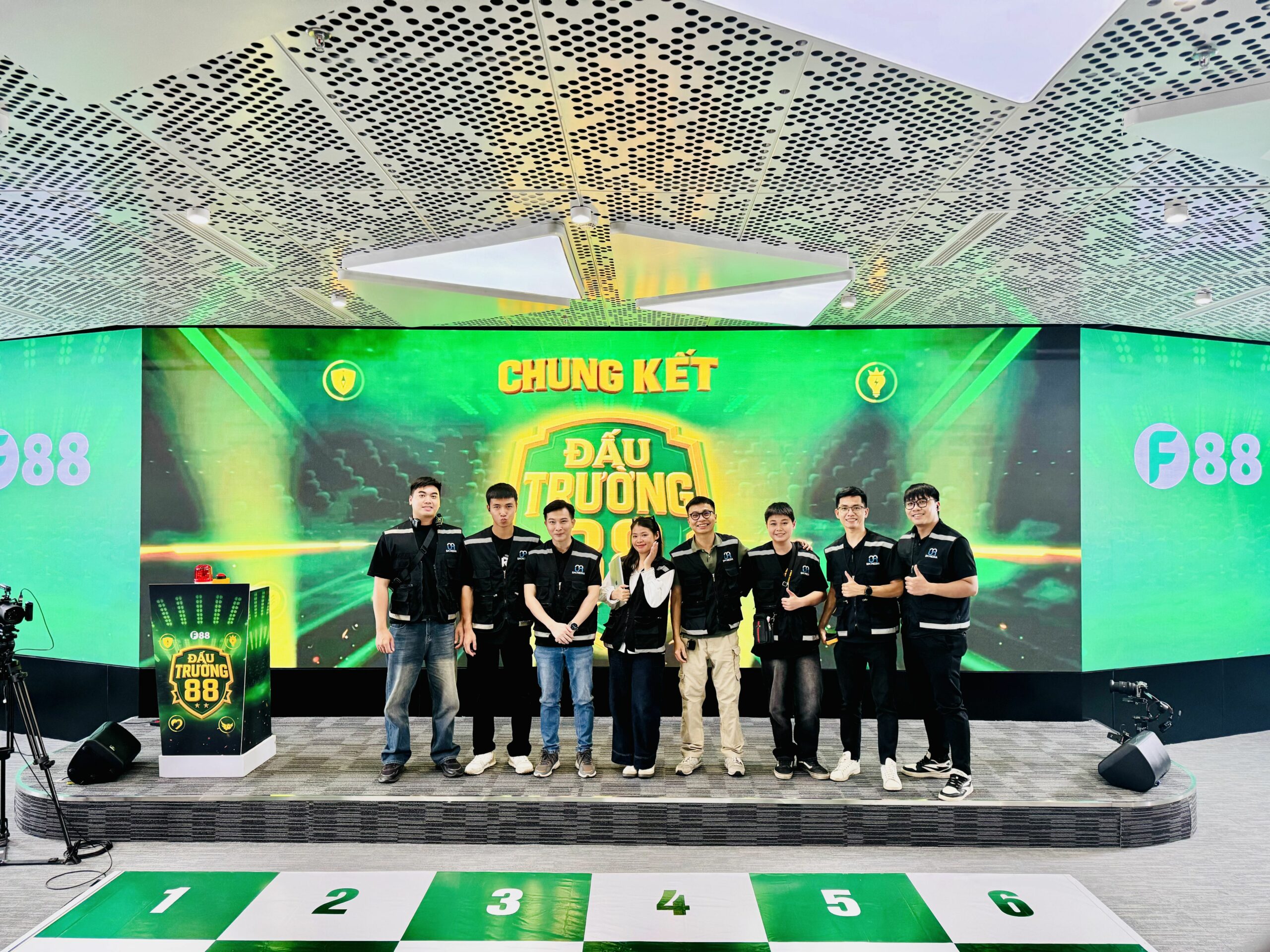 Thiết Kế Chưa Có Tên