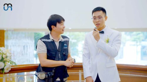 Ảnh Trao đổi Với Khách Hàng